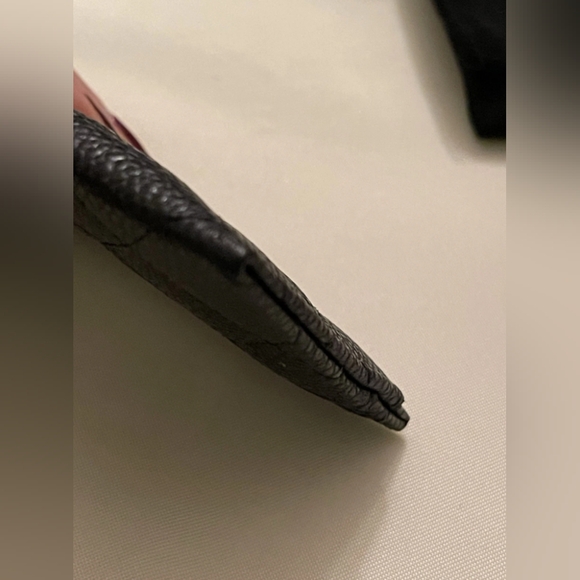 Chanel Black Caviar Card Holder - Picture 5 of 8